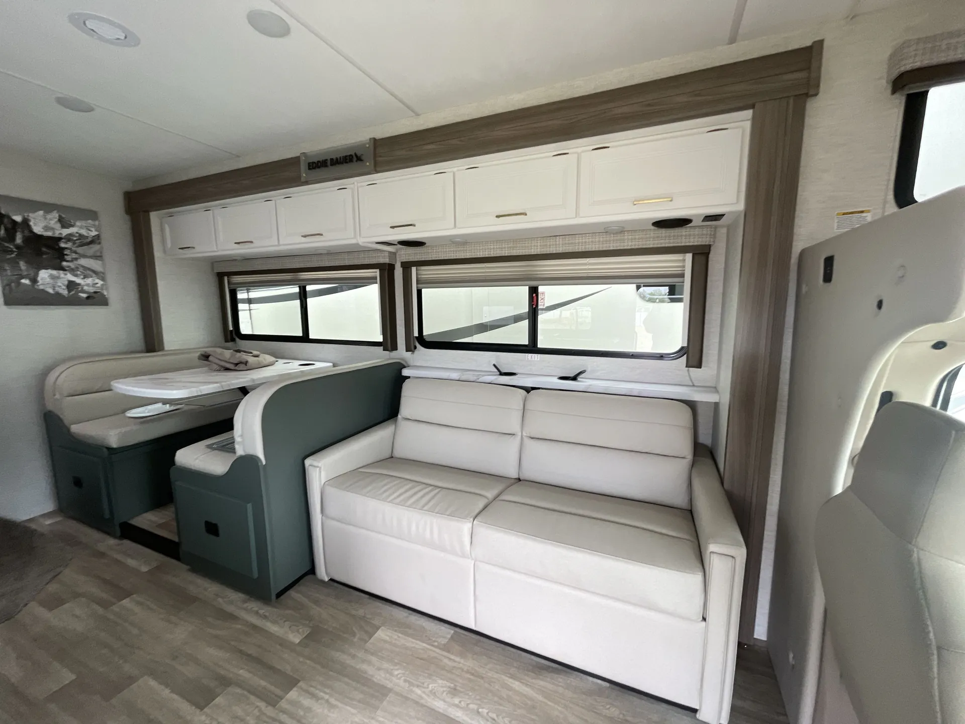 2025 Thor Motor Coach Freedom Eddie Bauer 31EB - Photo 3