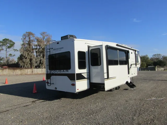 2026 Keystone Cougar 360MBI - Photo 4