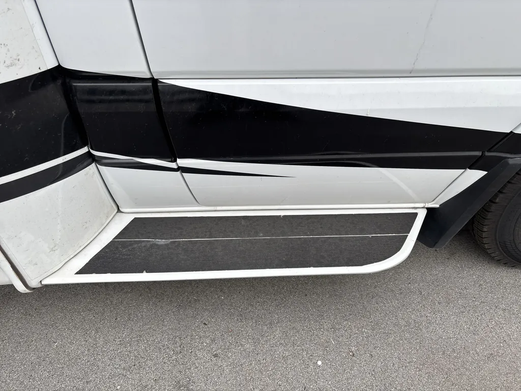 2017 Tiffin Wayfarer 24 QW, Photos photo 20