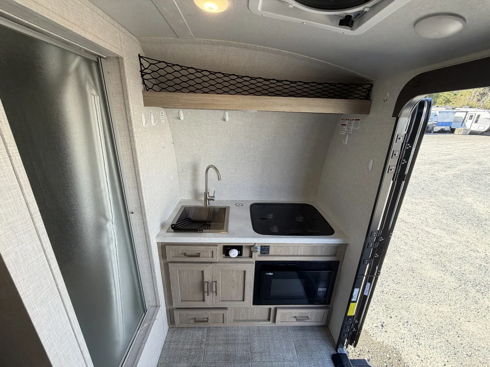 2021 Forest River Rockwood Geo Pro 15TB — Photo 6