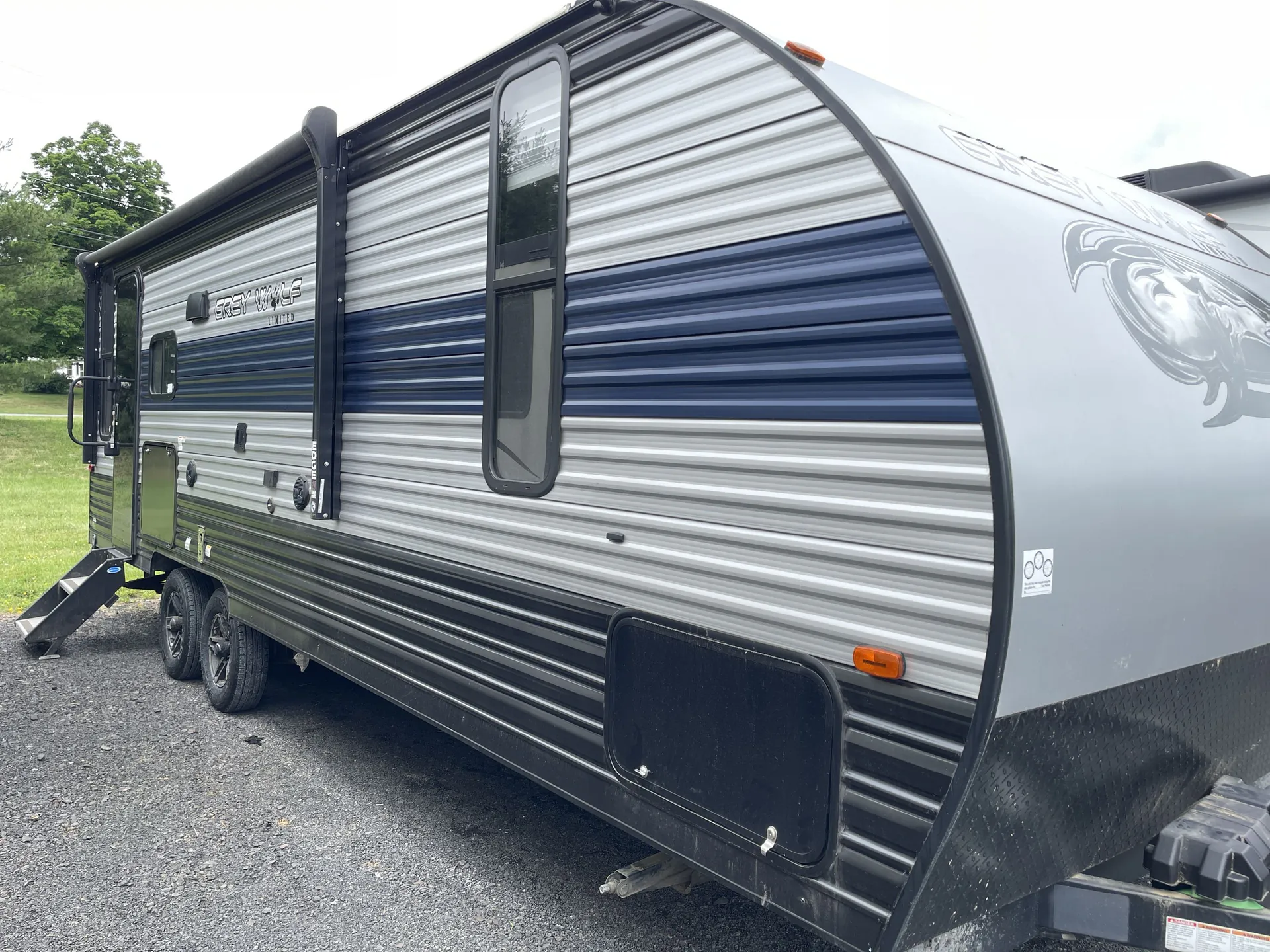 2022 Forest River Cherokee Grey Wolf 23MK — campside