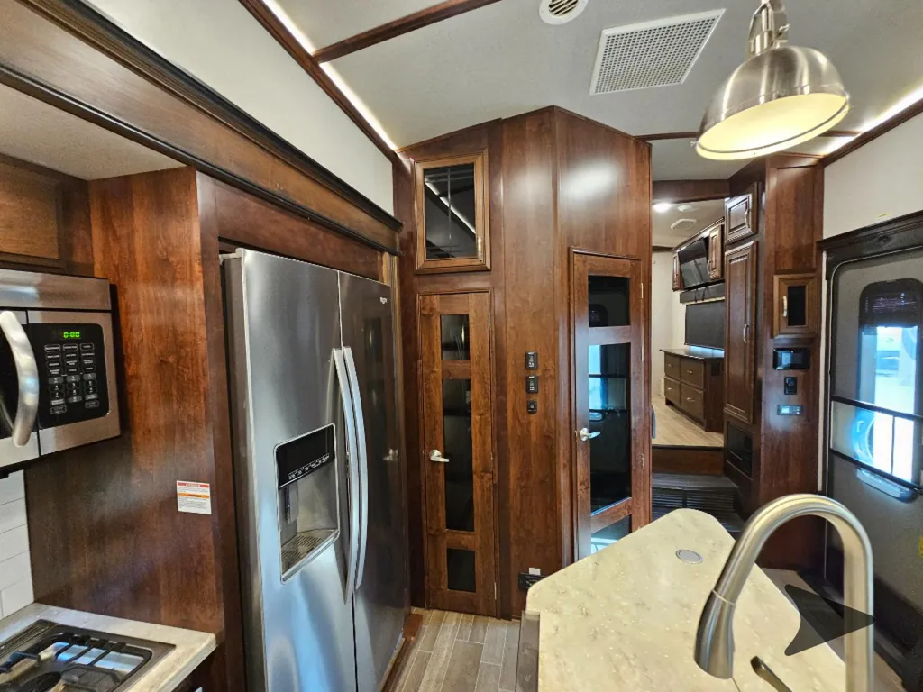 2020 Jayco Pinnacle 36FBTS, Photos photo 32