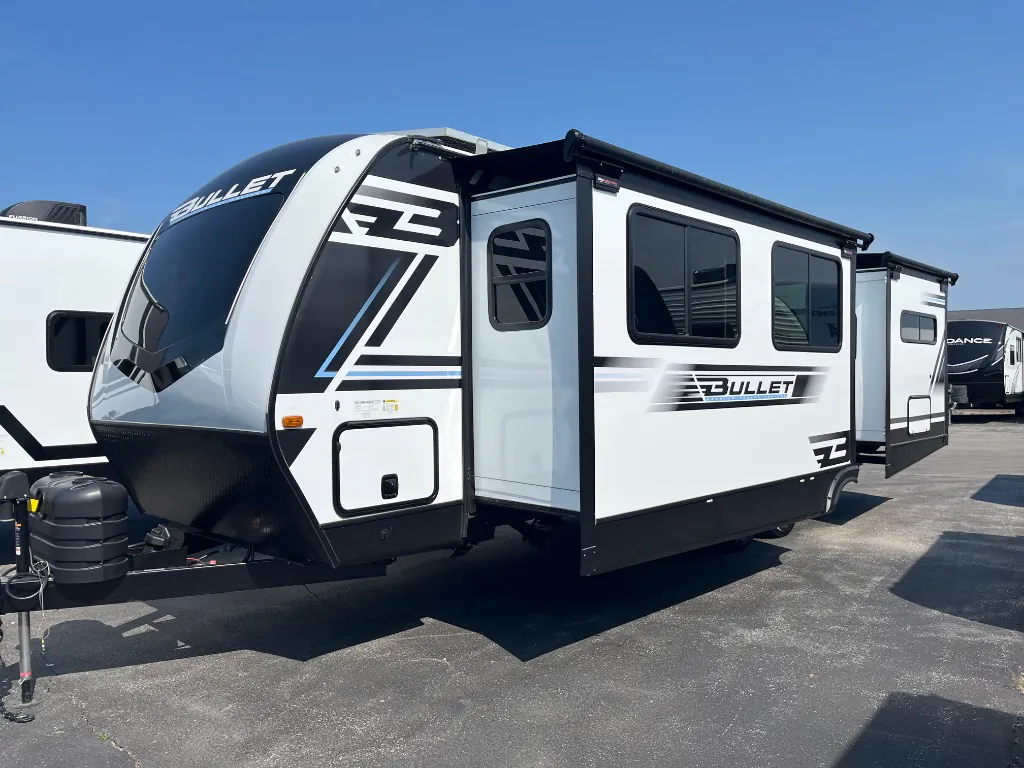 2025 Keystone Bullet 265FKS - Photo 3