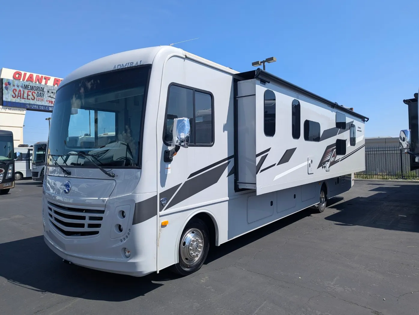 2026 Holiday Rambler Admiral 34J - Photo 4