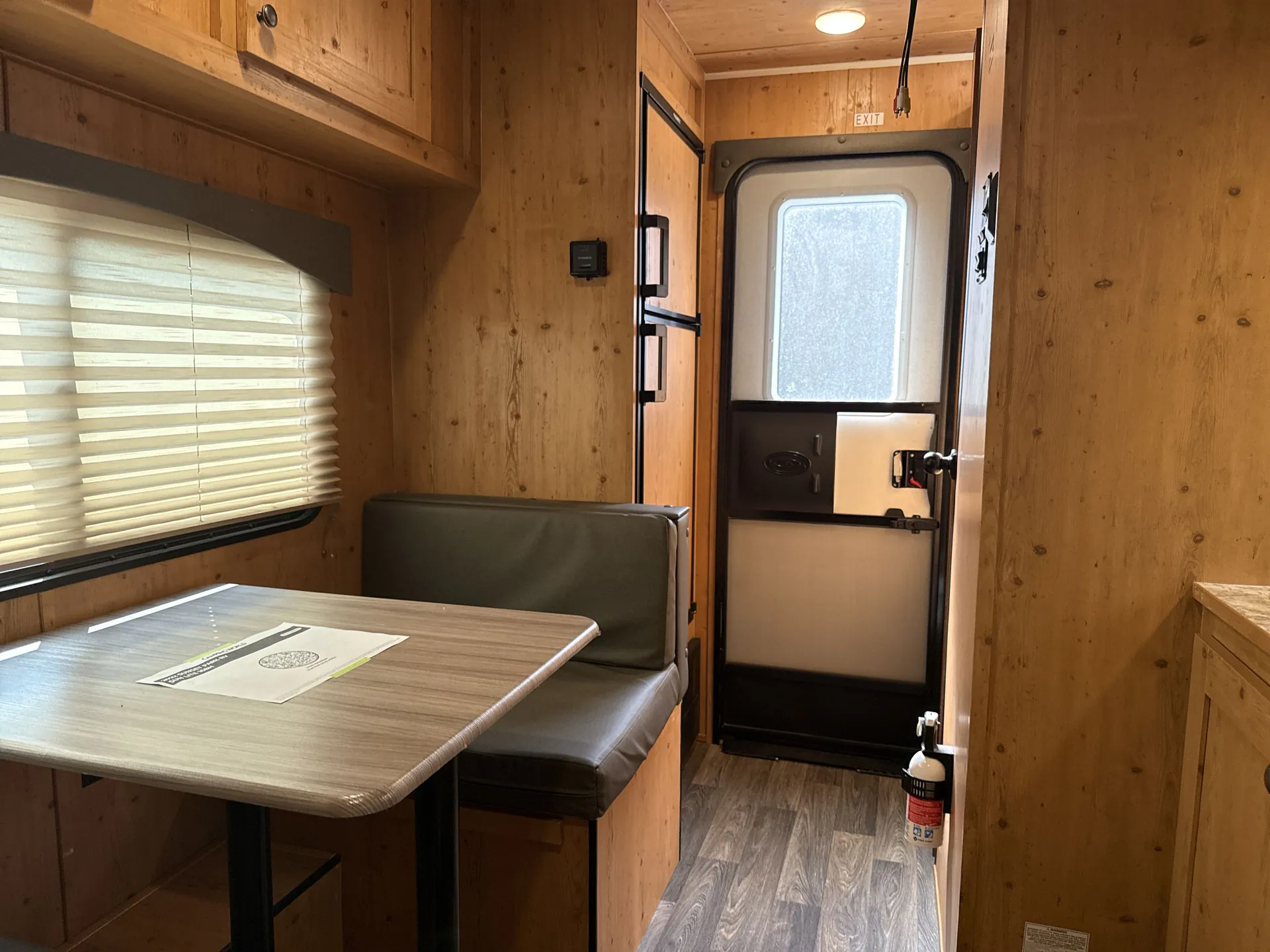 2022 Sunset Park RV Sun Lite 16BH — living area main