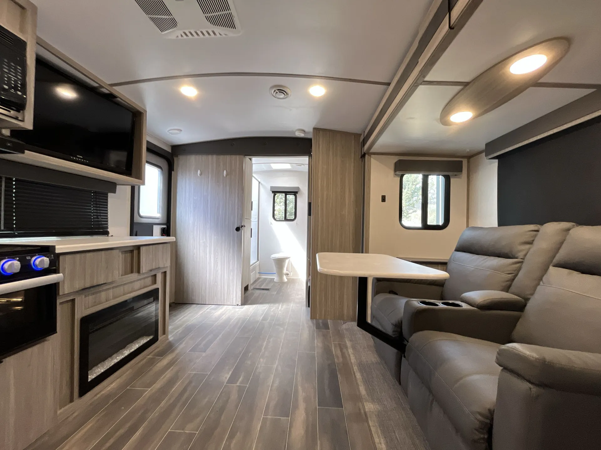 2023 Keystone Passport 2400RBWE — living area main