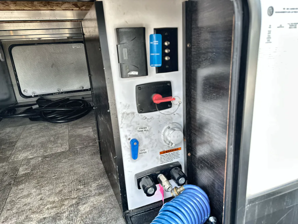 2019 Grand Design Imagine 2800BH, Photos photo 26