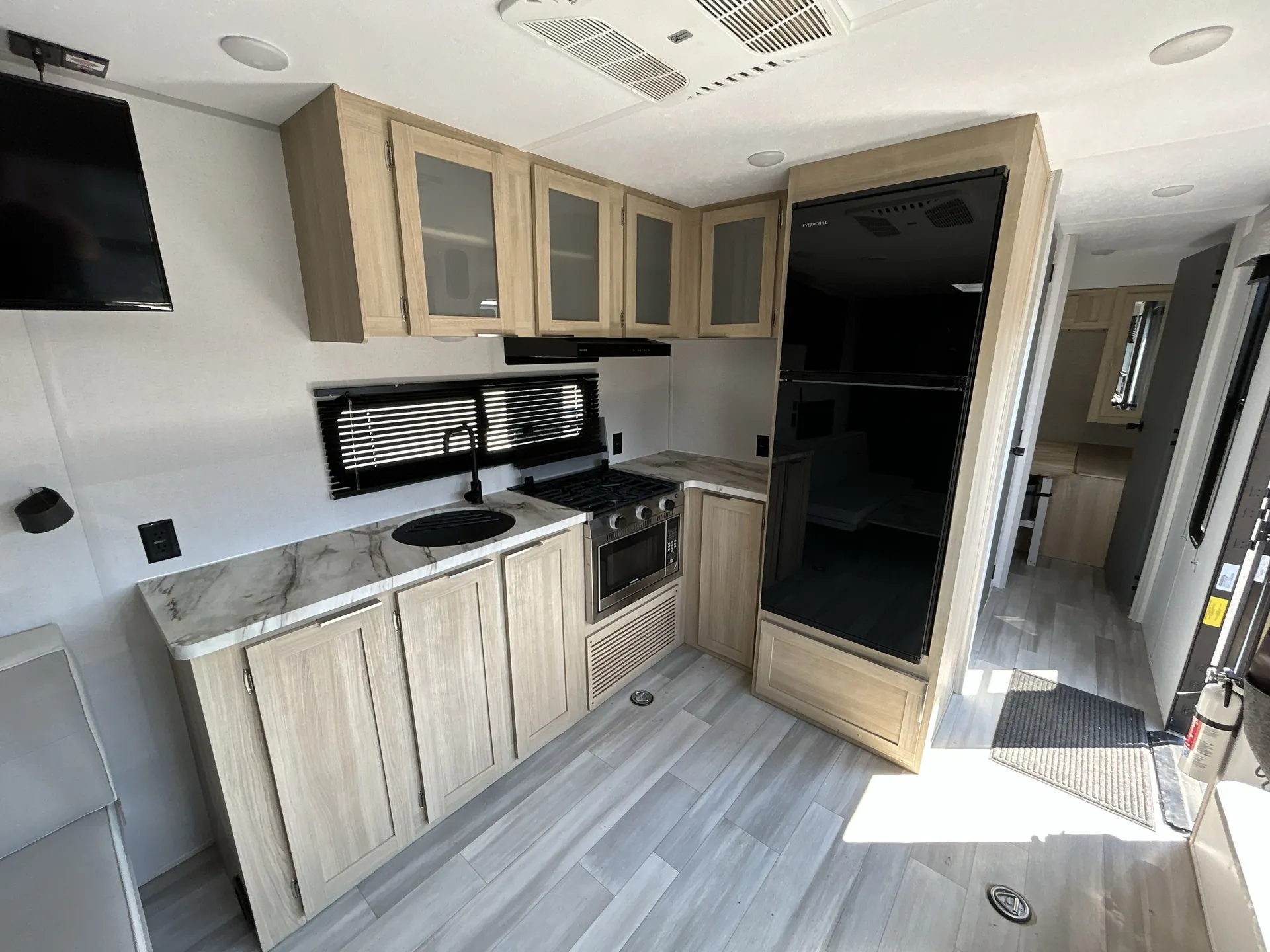2023 Forest River Salem FSX 265RTK — living area main