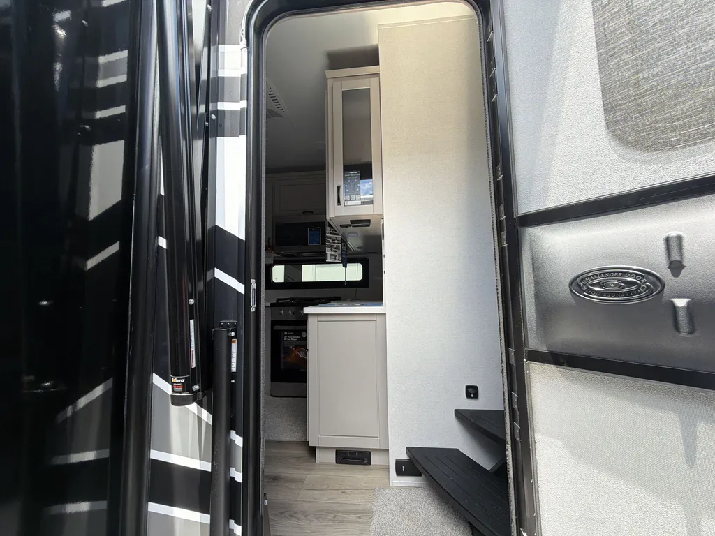 2026 Jayco North Point 395DSDB, Photos photo 3