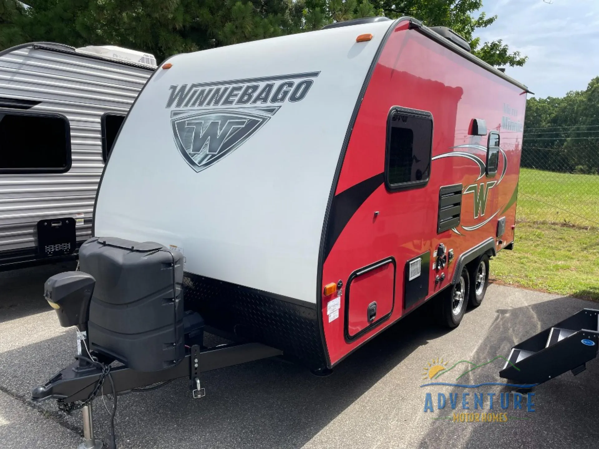 2019 Winnebago Micro Minnie 1706FB - Photo 3