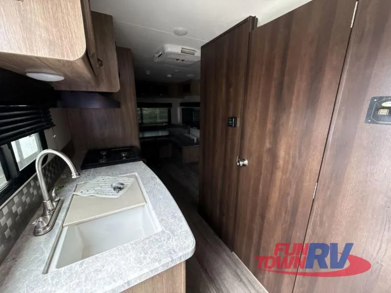 2019 Jayco Jay Feather 21RD - Photo 2