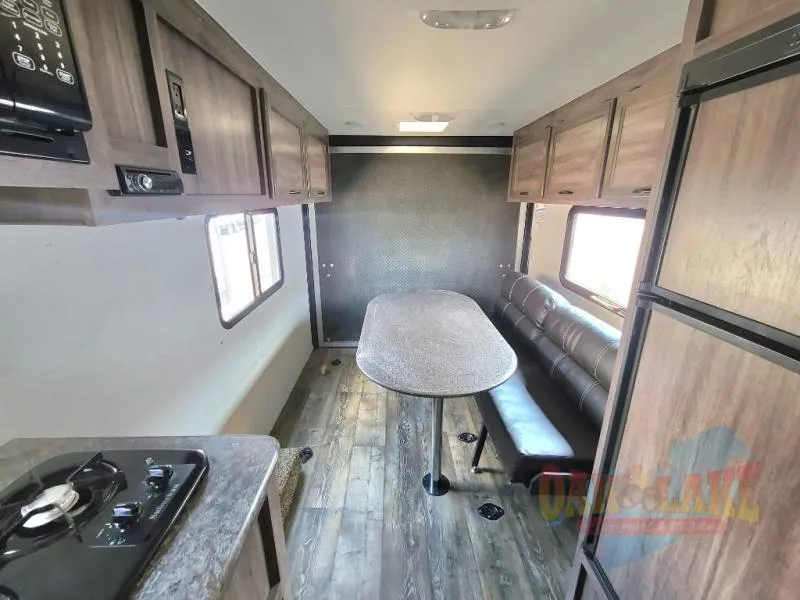2019 Pacific Coachworks Surf Side 18MX - Photo 3