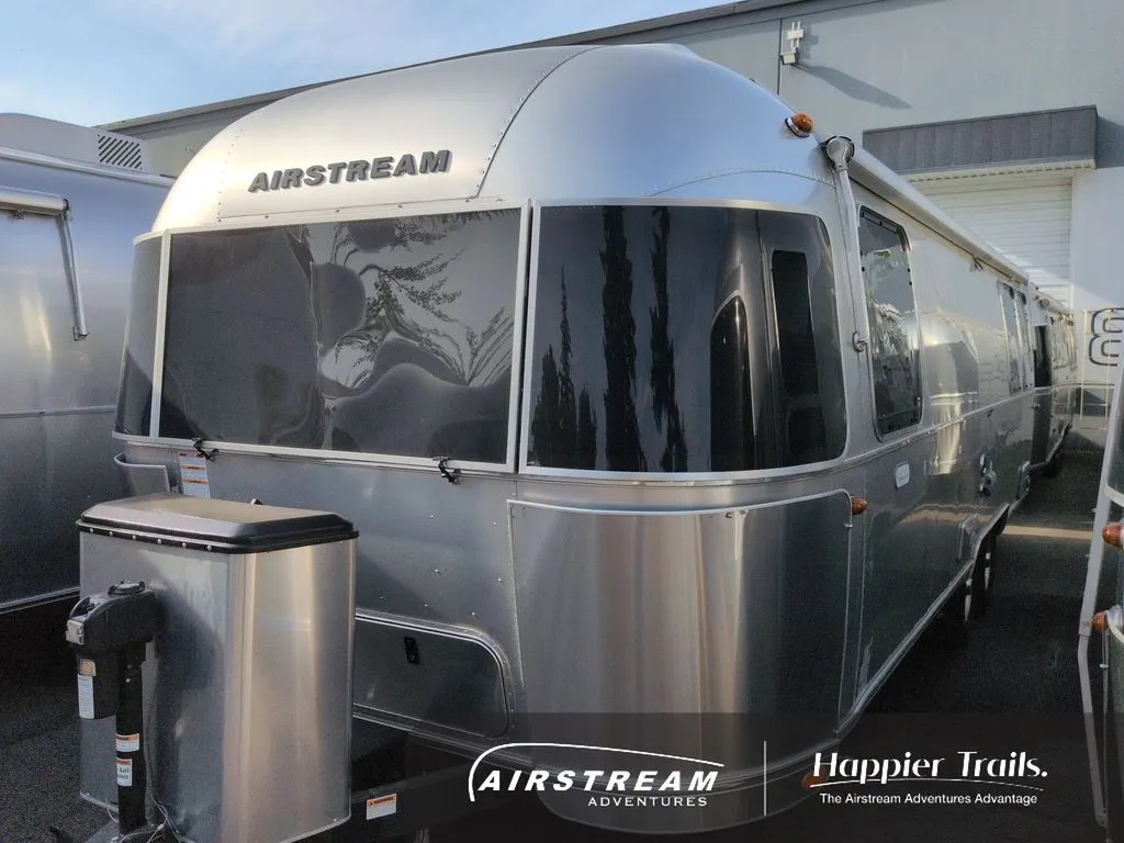 2015 Airstream Flying Cloud 27FB - Photo 3