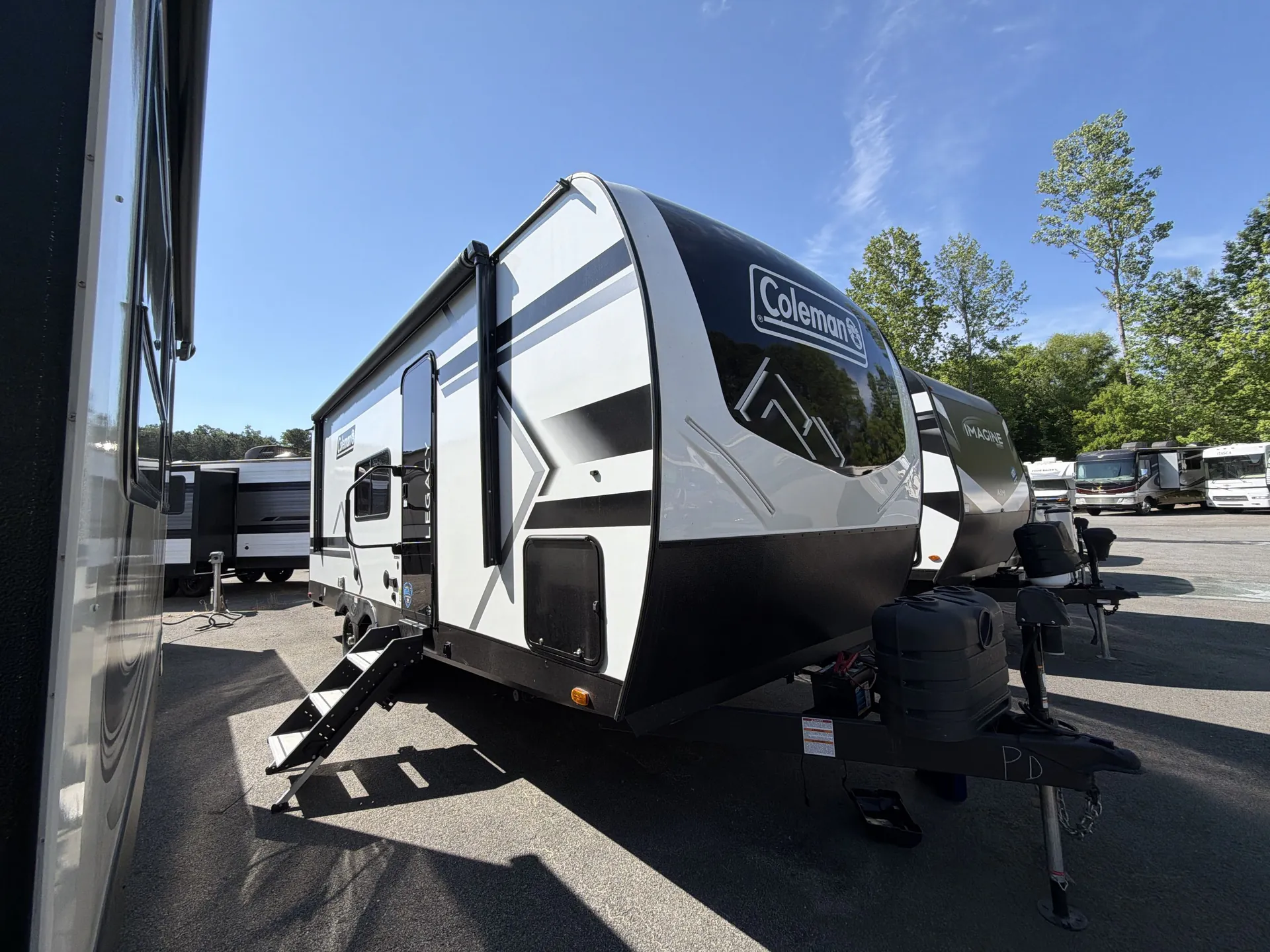 2025 Keystone Coleman Legacy 2115RK - Photo 2