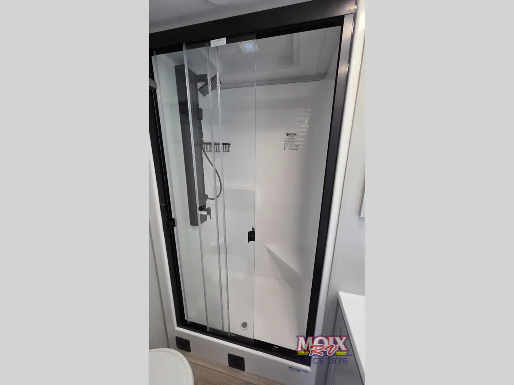 2026 Brinkley Model Z Air 297, Photos photo 19