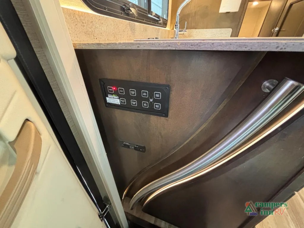 2021 Tiffin Wayfarer 25 SW, Photos photo 25