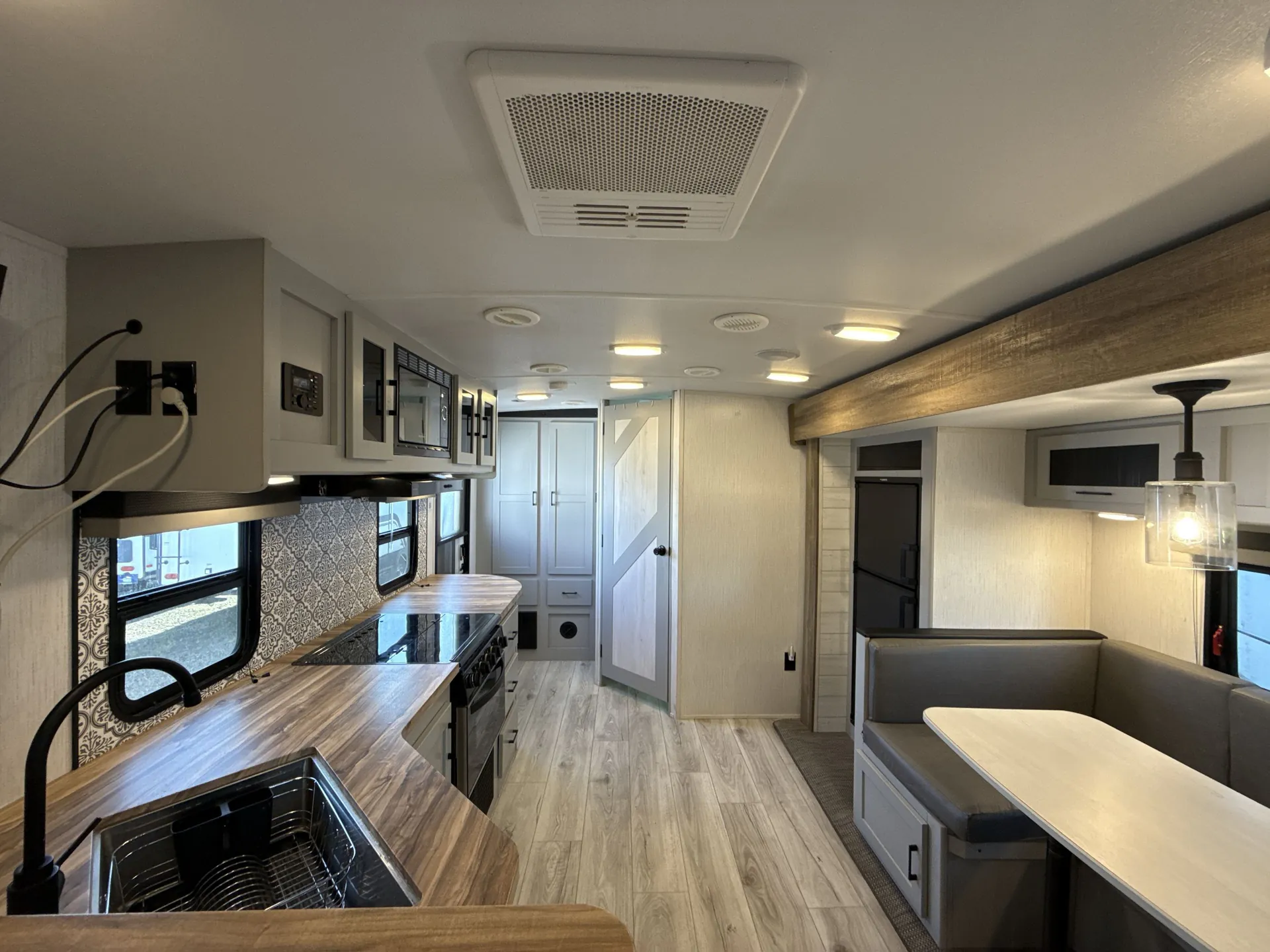 2022 Heartland North Trail NT 22RBS — living area main
