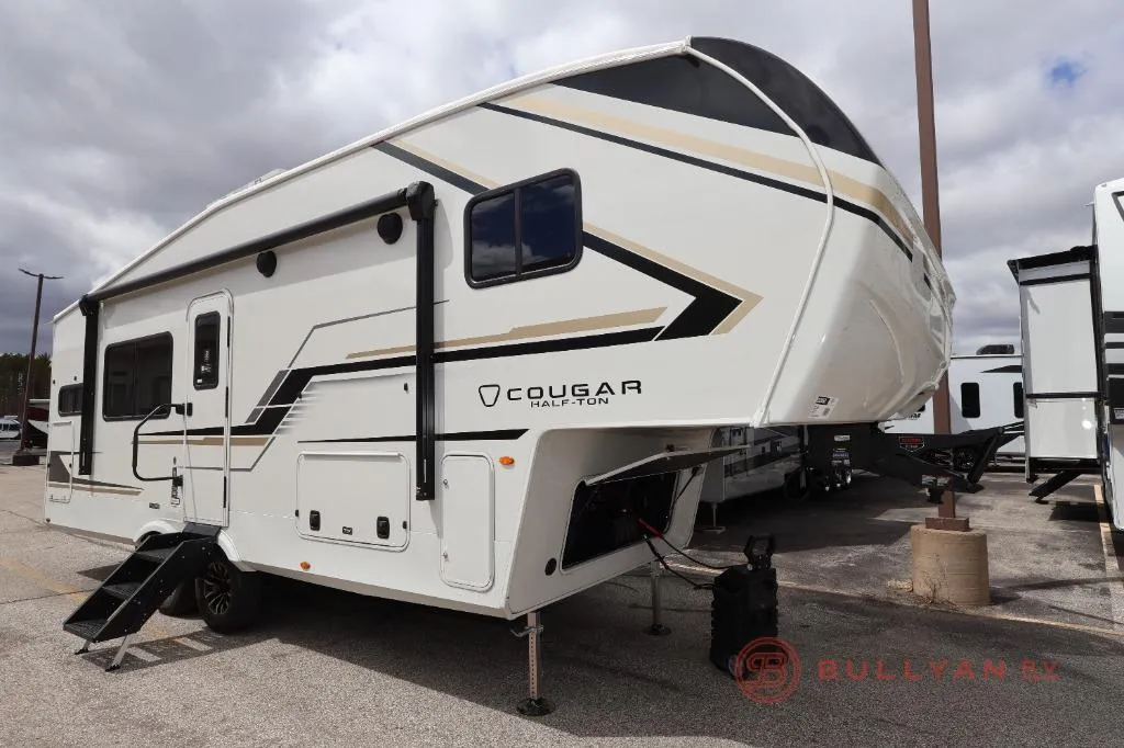 2026 Keystone Cougar Half-Ton 23MLE - Photo 2
