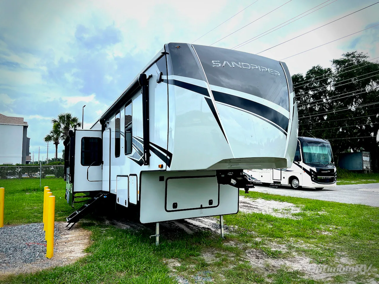 2024 Forest River Sandpiper 4002FB - Photo 2