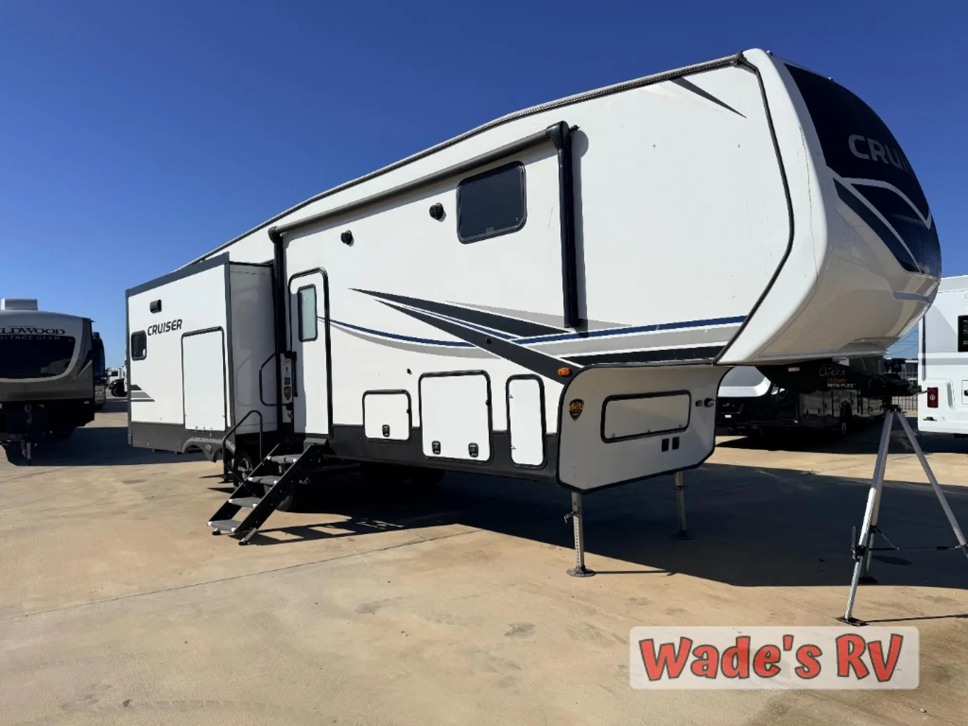 2024 CrossRoads Cruiser Aire 30RD - Photo 2