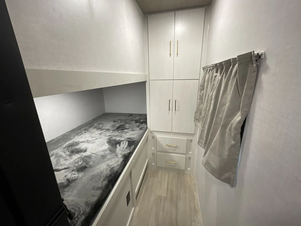 2027 Forest River Vibe 2900KB, Photos photo 16