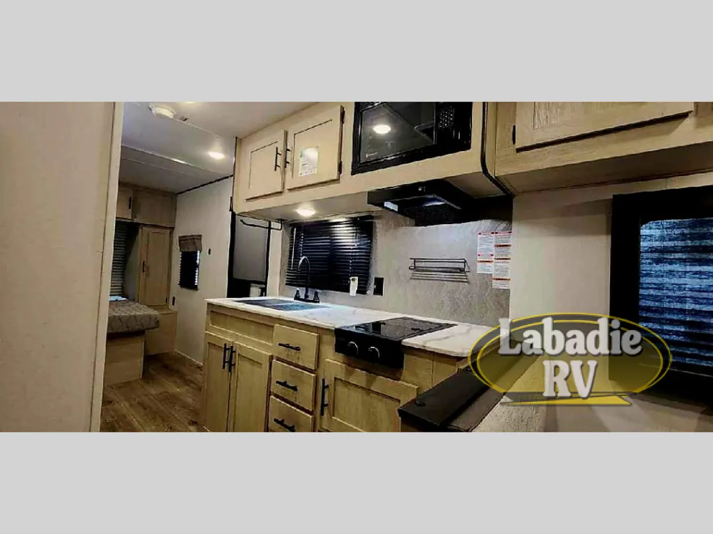 2026 Shasta RVs i-5 Edition 521CK, Photos photo 12