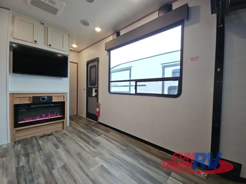 2023 Forest River RV XLR Hyper Lite Used    2914 - Photo 4