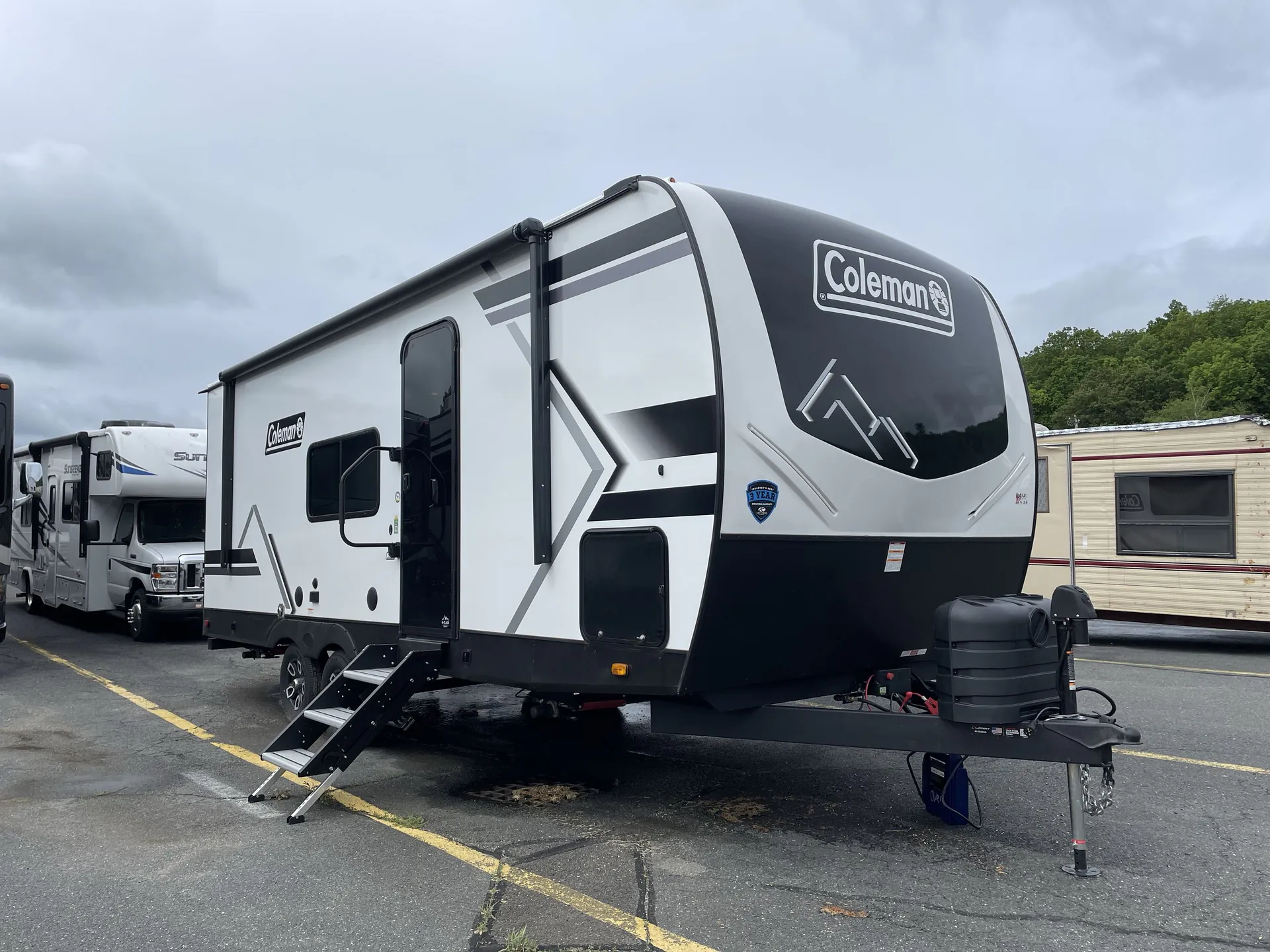 2025 Keystone Coleman Legacy 2115RK - Photo 2