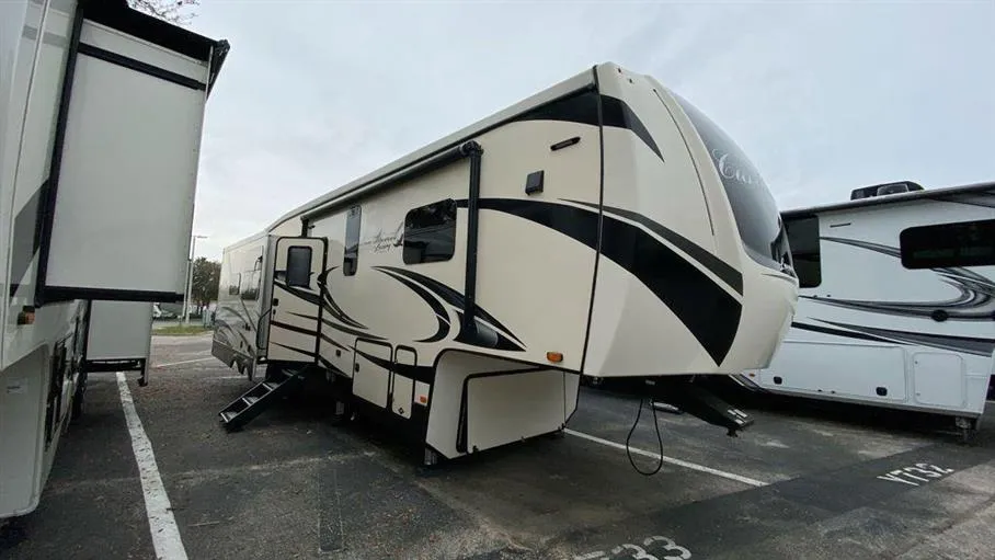 2020 Forest River Cardinal Luxury 344SKX - Photo 2