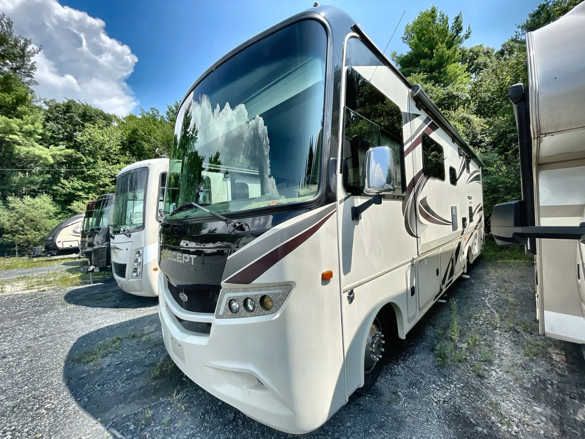 2019 Jayco Precept 29V — off campside