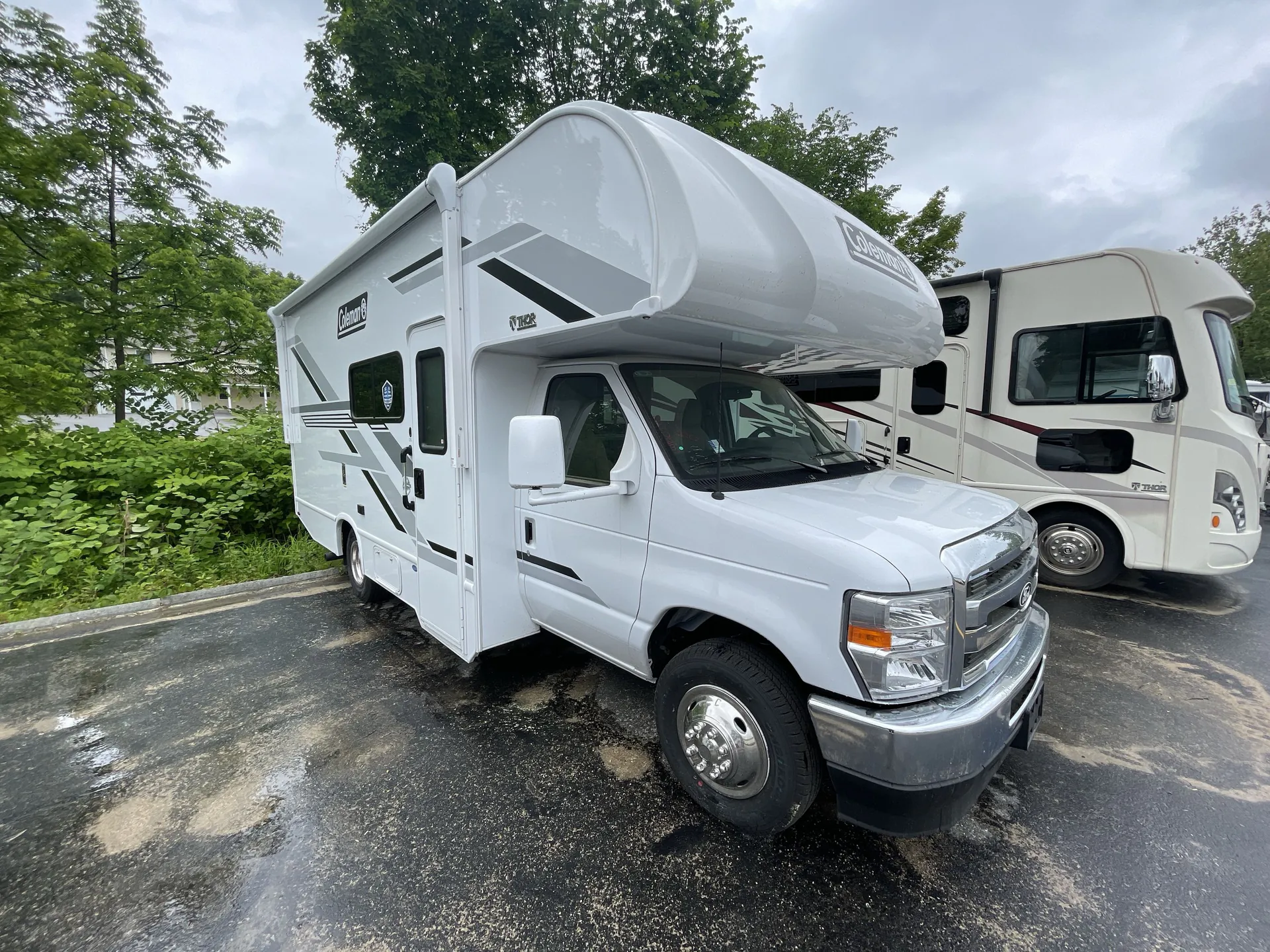 2026 Thor Motor Coach Coleman 22EZ - Photo 2