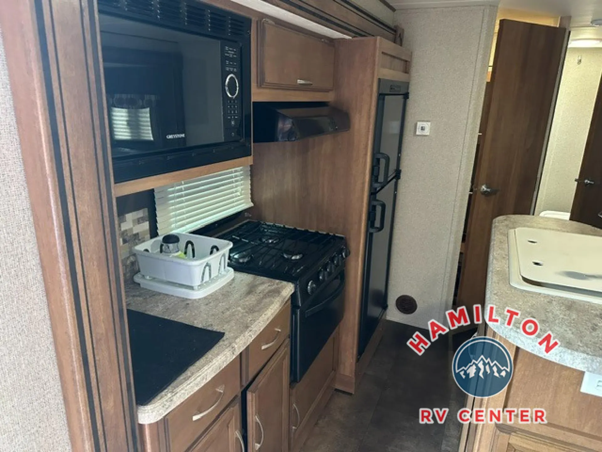 2015 Coachmen RV Apex Ultra-Lite 269RBSS - Photo 4