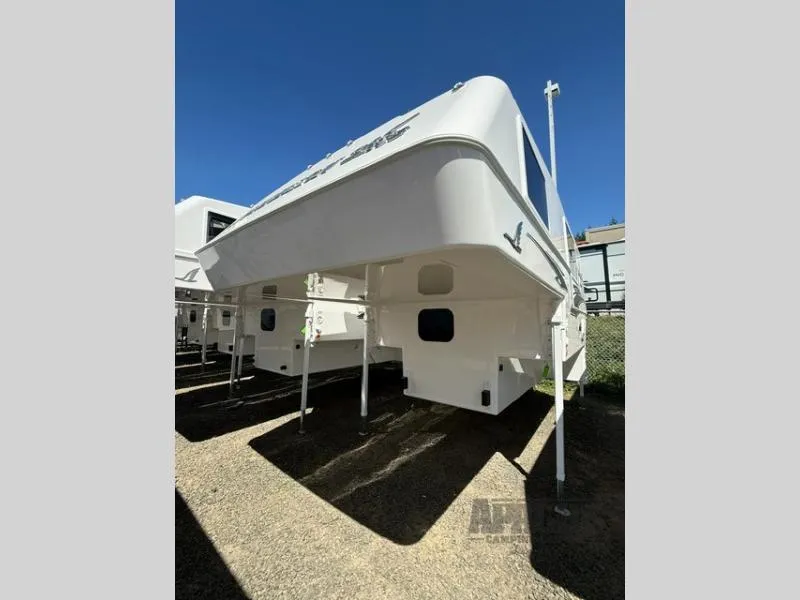 2027 Northern Lite Limited Edition 9-6LEWB - Main photo