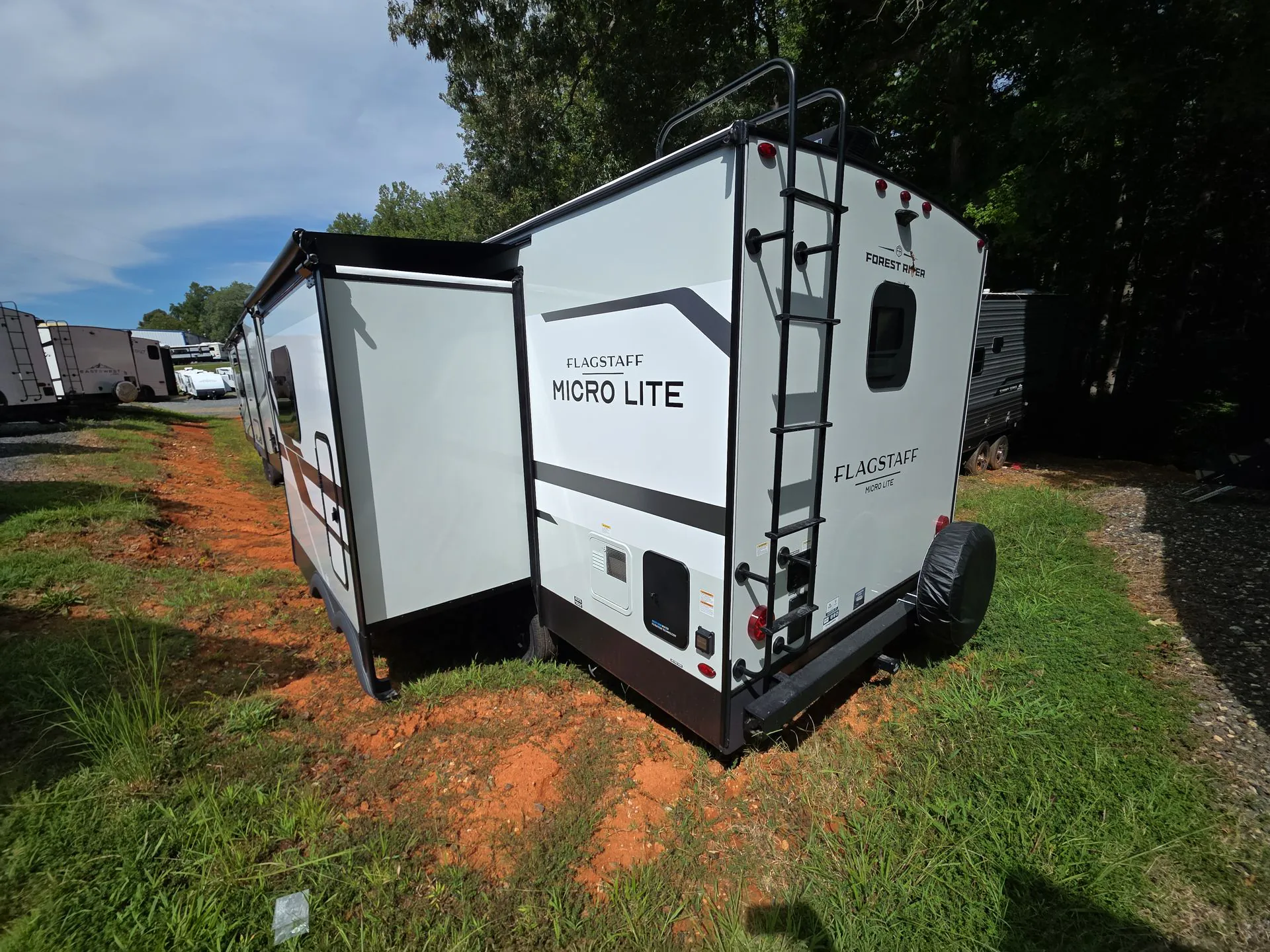 2027 Forest River Flagstaff Micro Lite 22LKS — Photo 6