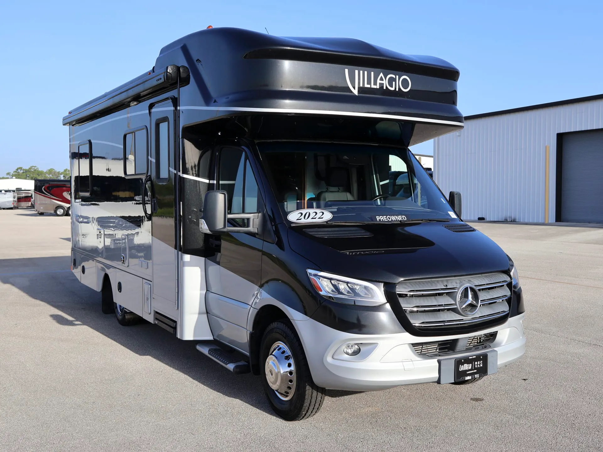 2022 Renegade RV Villagio 25FWC dealer photo 1 from La Mesa RV Center