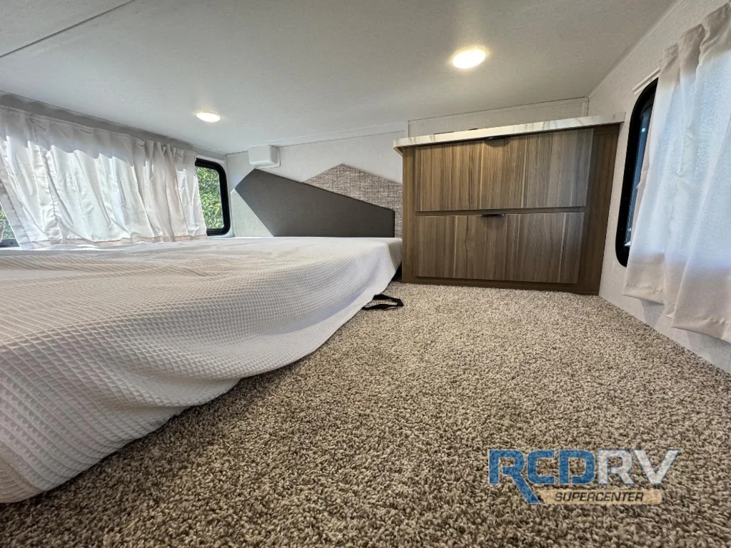 2027 Forest River Salem Grand Villa 42ZEN, Photos photo 23