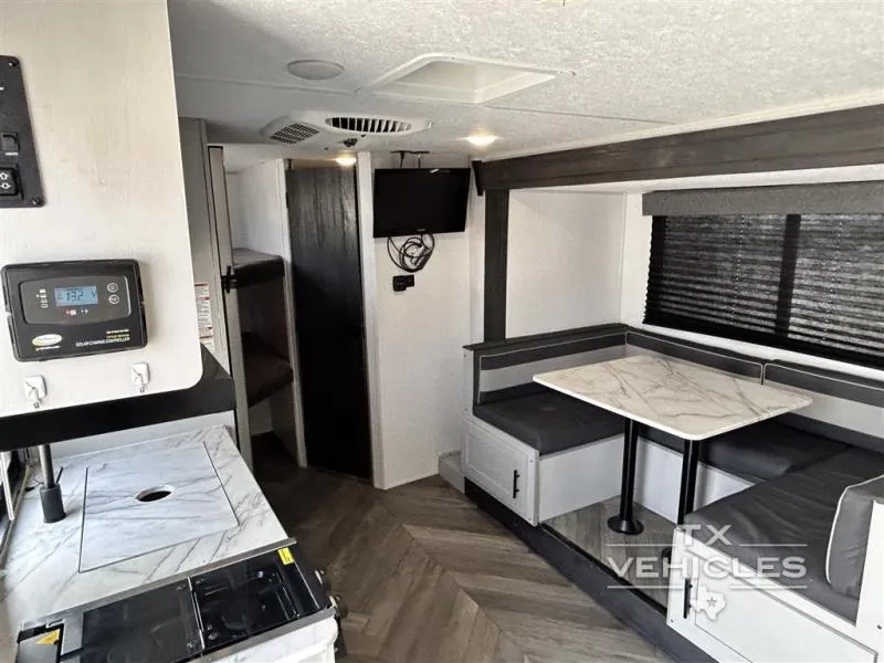 2022 Forest River RV Wildwood Fsx Platinum 178BHSKX - Photo 4