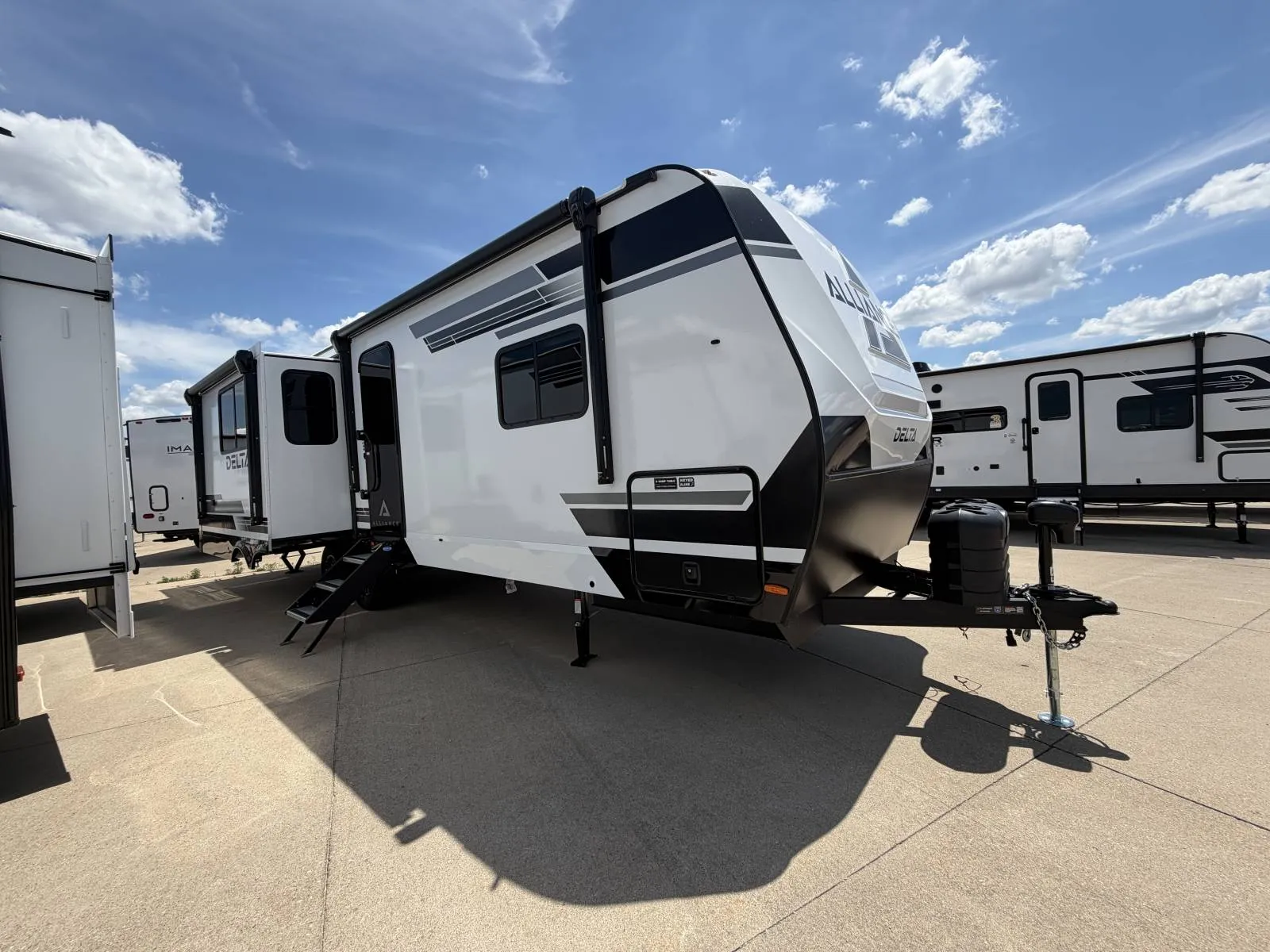 2026 Alliance RV Delta 284RK - Photo 2