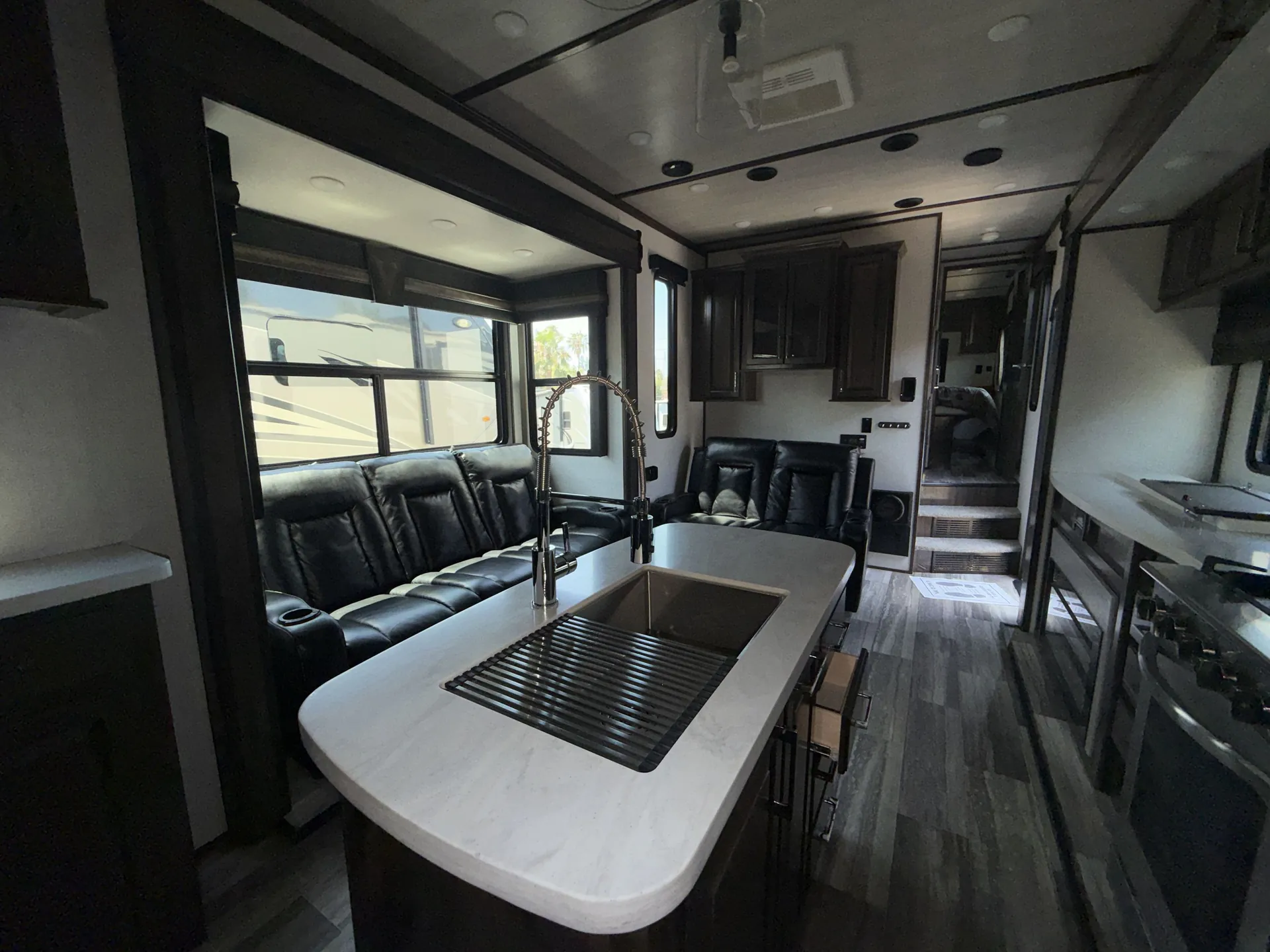 2021 Dutchmen Voltage 4175 dealer photo 3 from Camping World