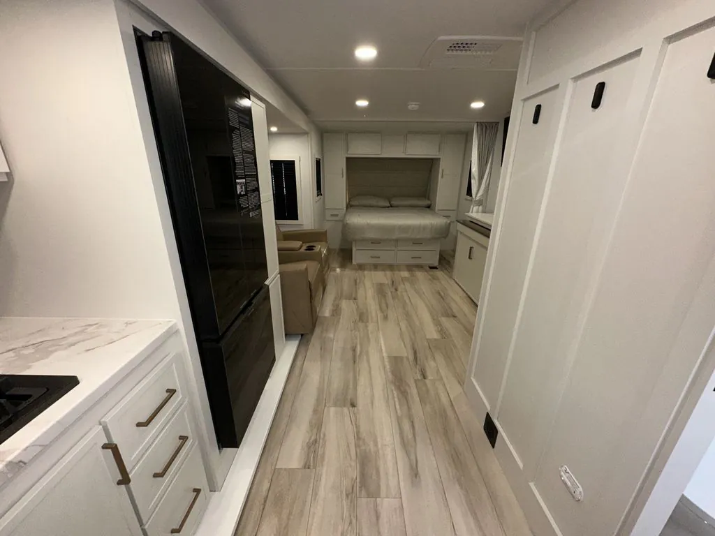 2026 Brinkley Model Ix 23X, Photos photo 16