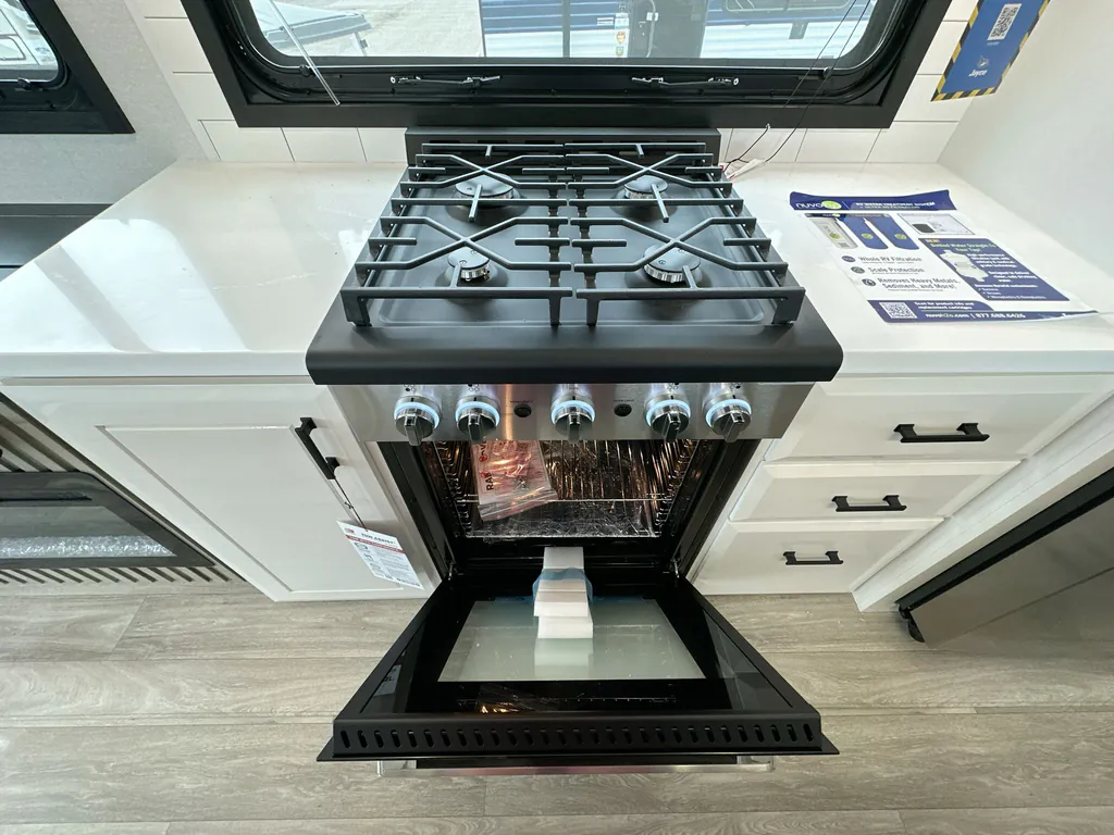 2027 Jayco Pinnacle 36FBTS, Photos photo 19
