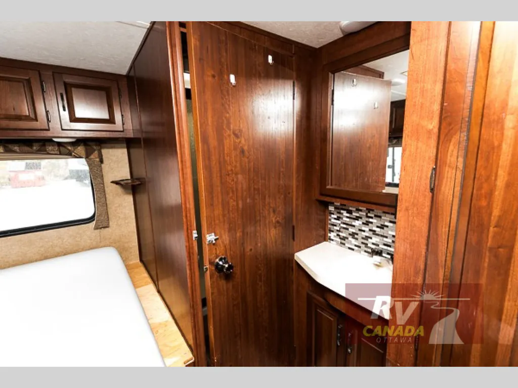 2015 Forest River Sunseeker 2300, Photos photo 15