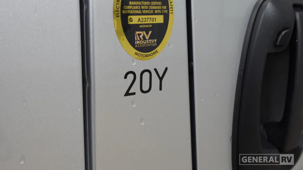 2027 Thor Motor Coach Tellaro 20Y, Photos photo 31