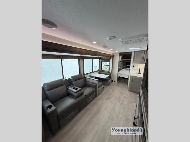 2027 KZ Connect 261RB - Photo 3