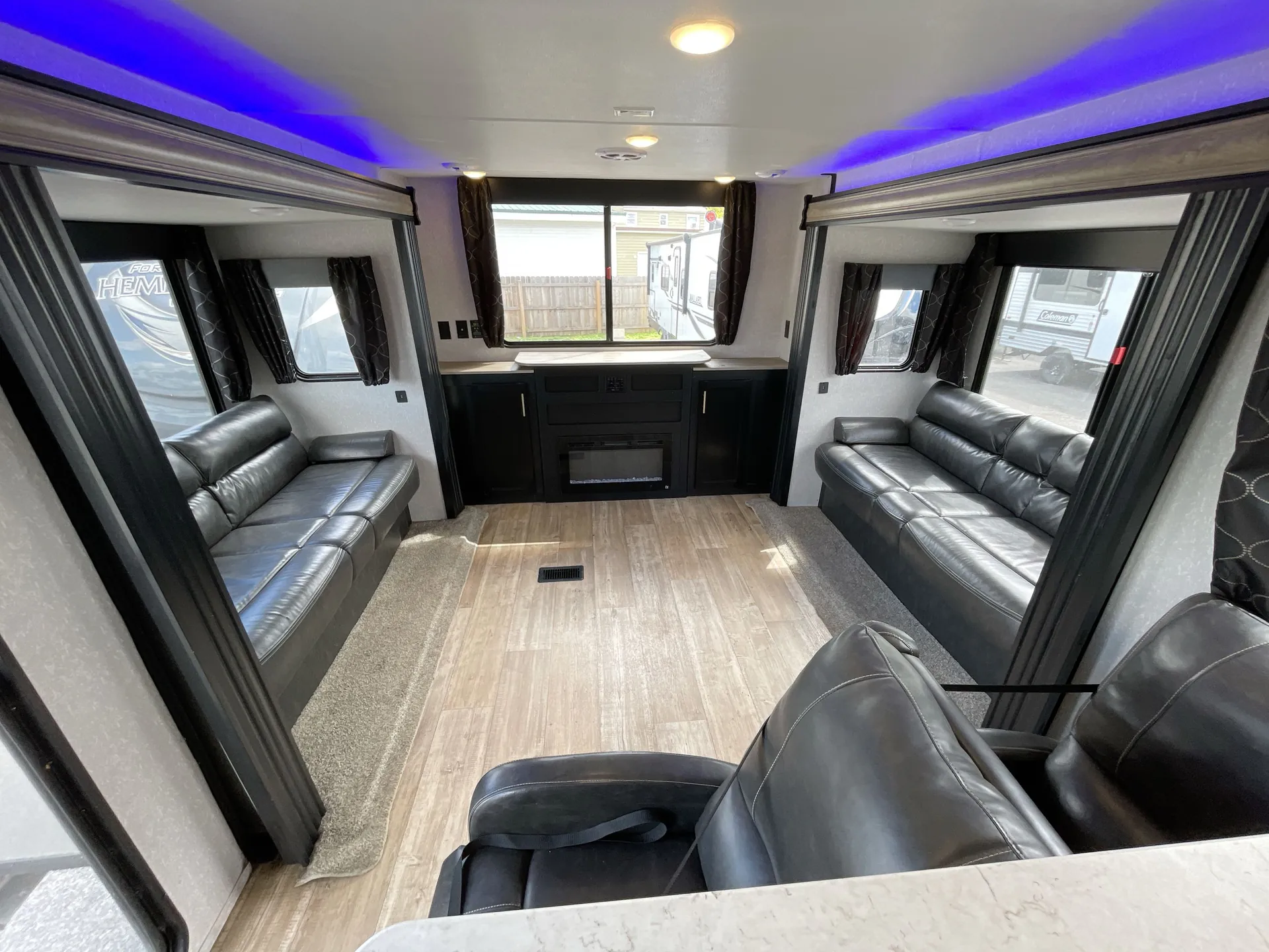2022 Forest River Cherokee 306MM — living area main