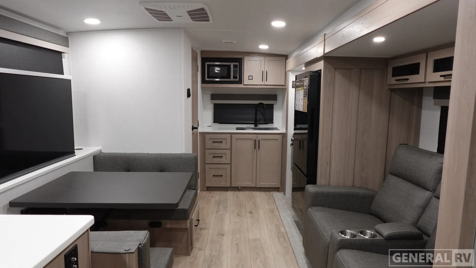 2026 Forest River Rockwood Mini Lite 2522FB - Photo 3