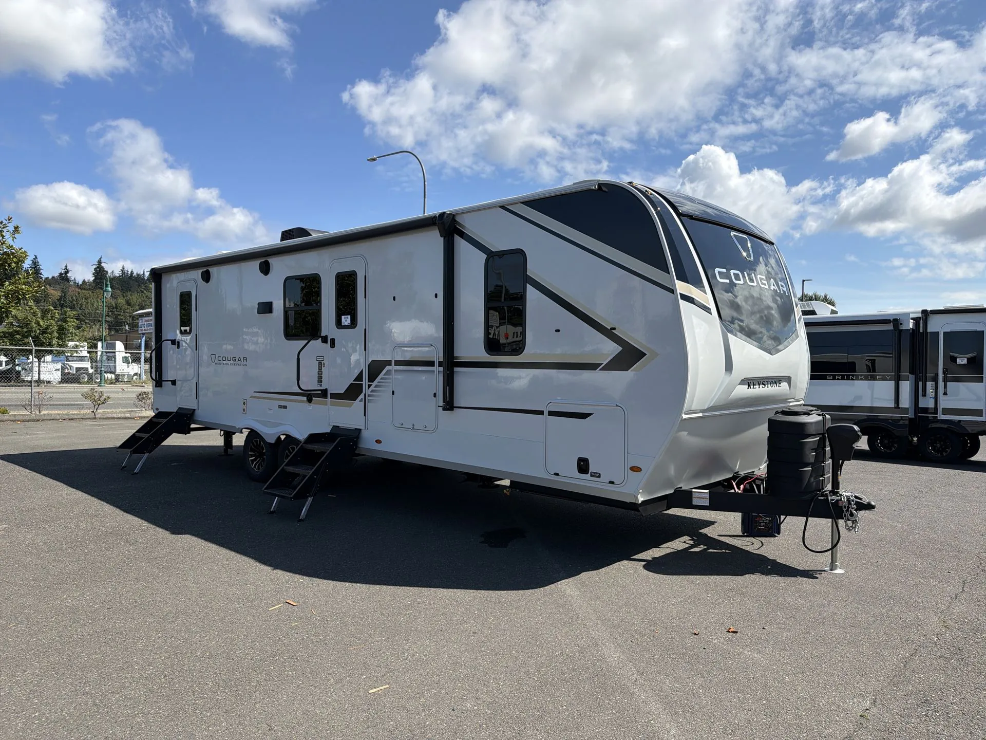 2027 Keystone Cougar Western Elevation 28BHWE dealer photo 1 from Tacoma RV Center