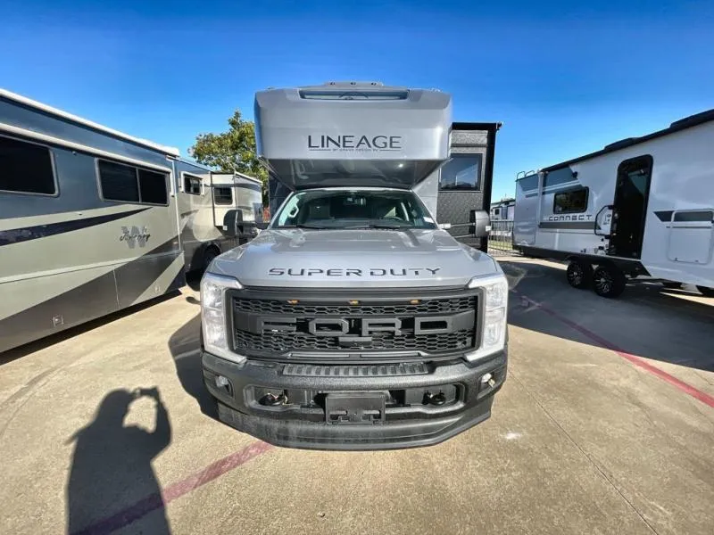 2026 Grand Design Lineage Series F 31ZW - Photo 4