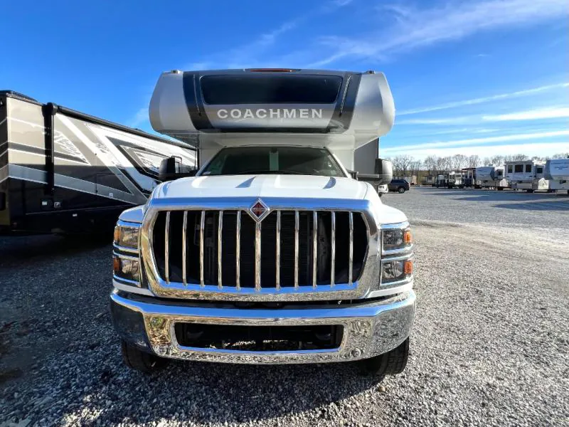2025 Coachmen Entourage 320LV - Photo 3