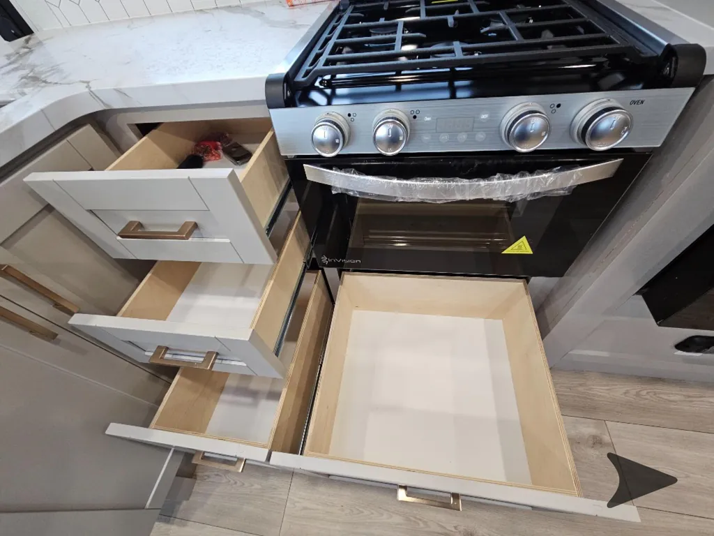 2027 Jayco Jay Feather 29BHB, Photos photo 27